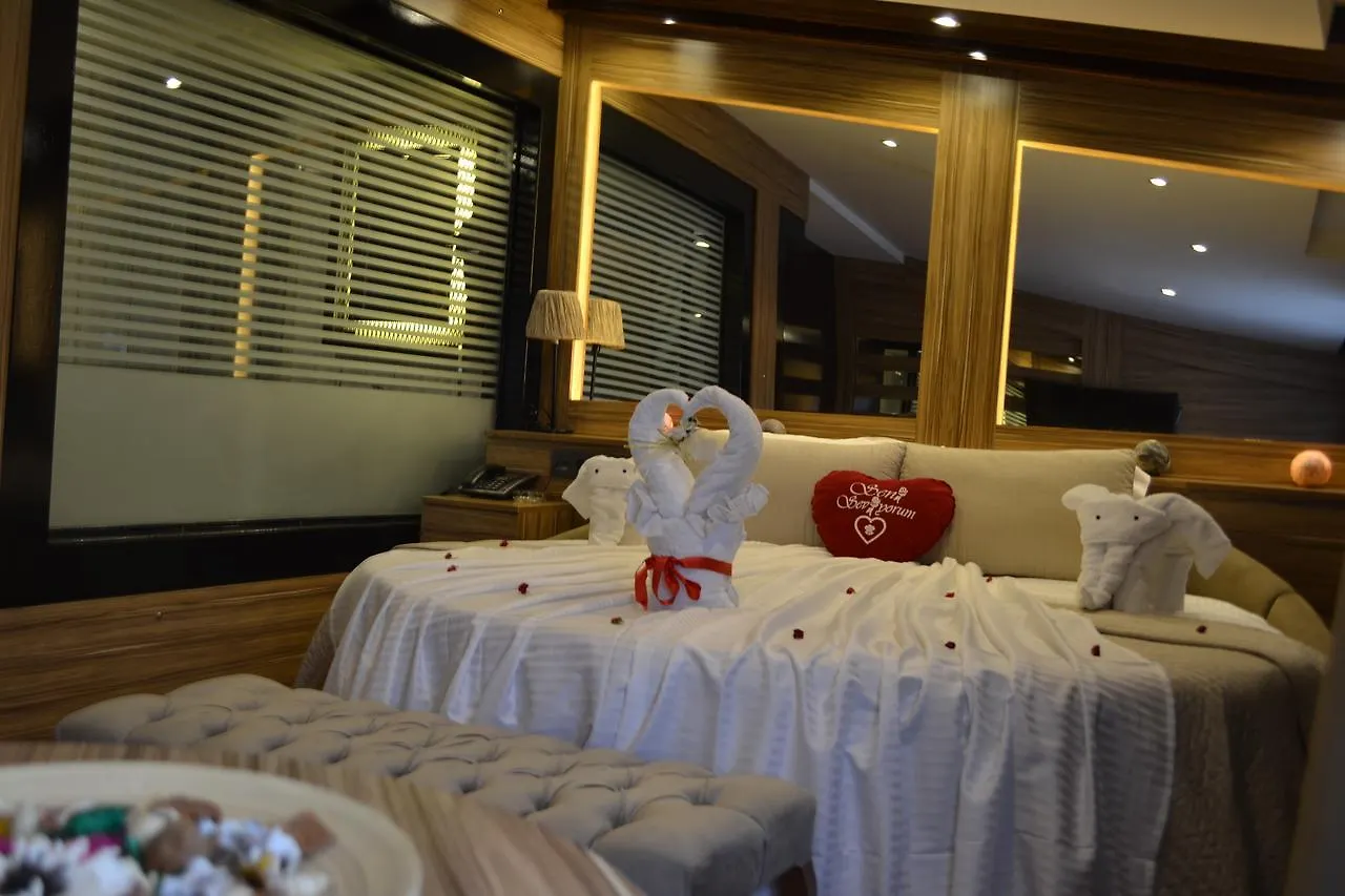 *** 호텔 Gumus Palace Suites 이스탄불 터키